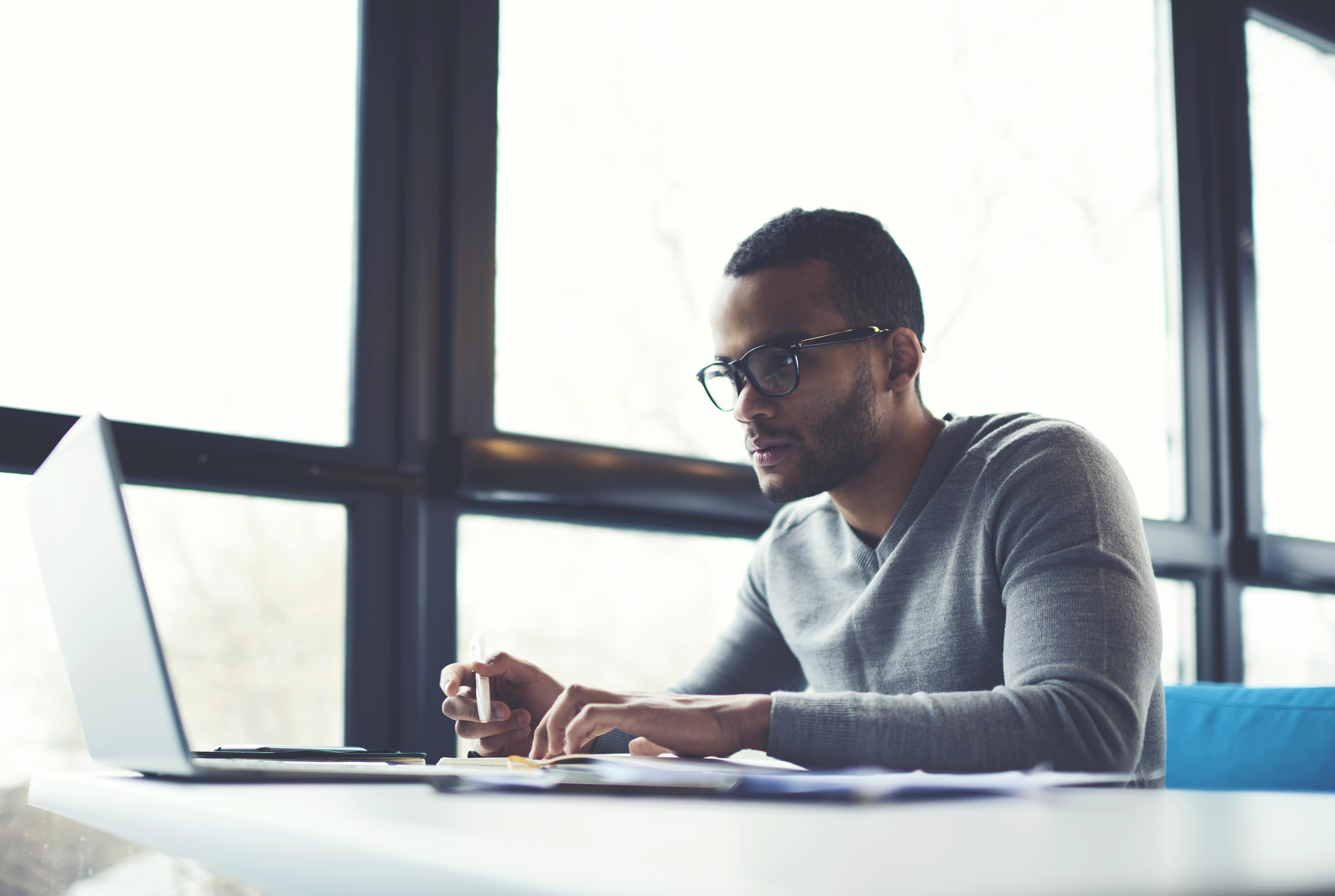 A student taking an online course